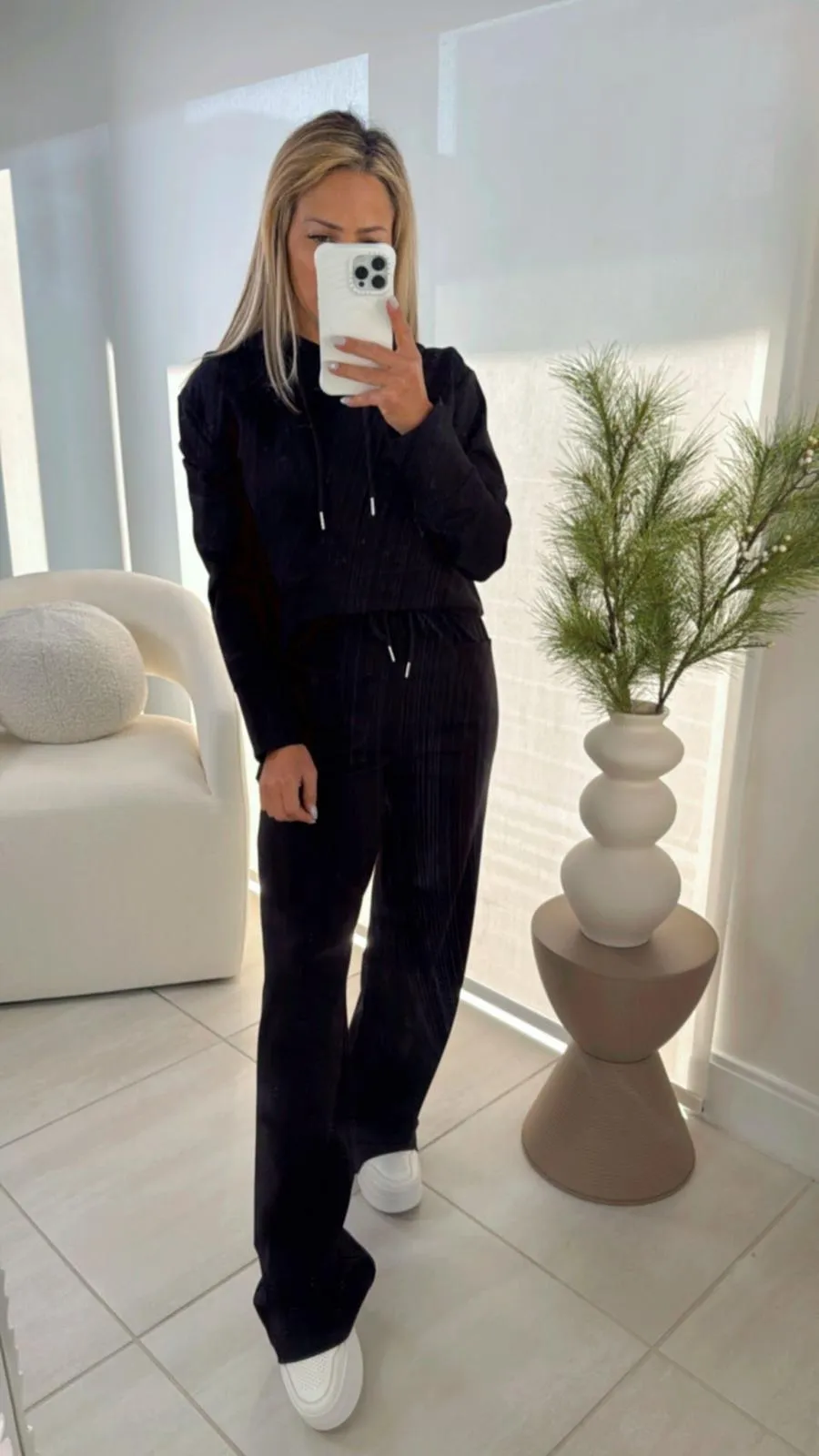 1080 Casual chic hoodie and wide pants set