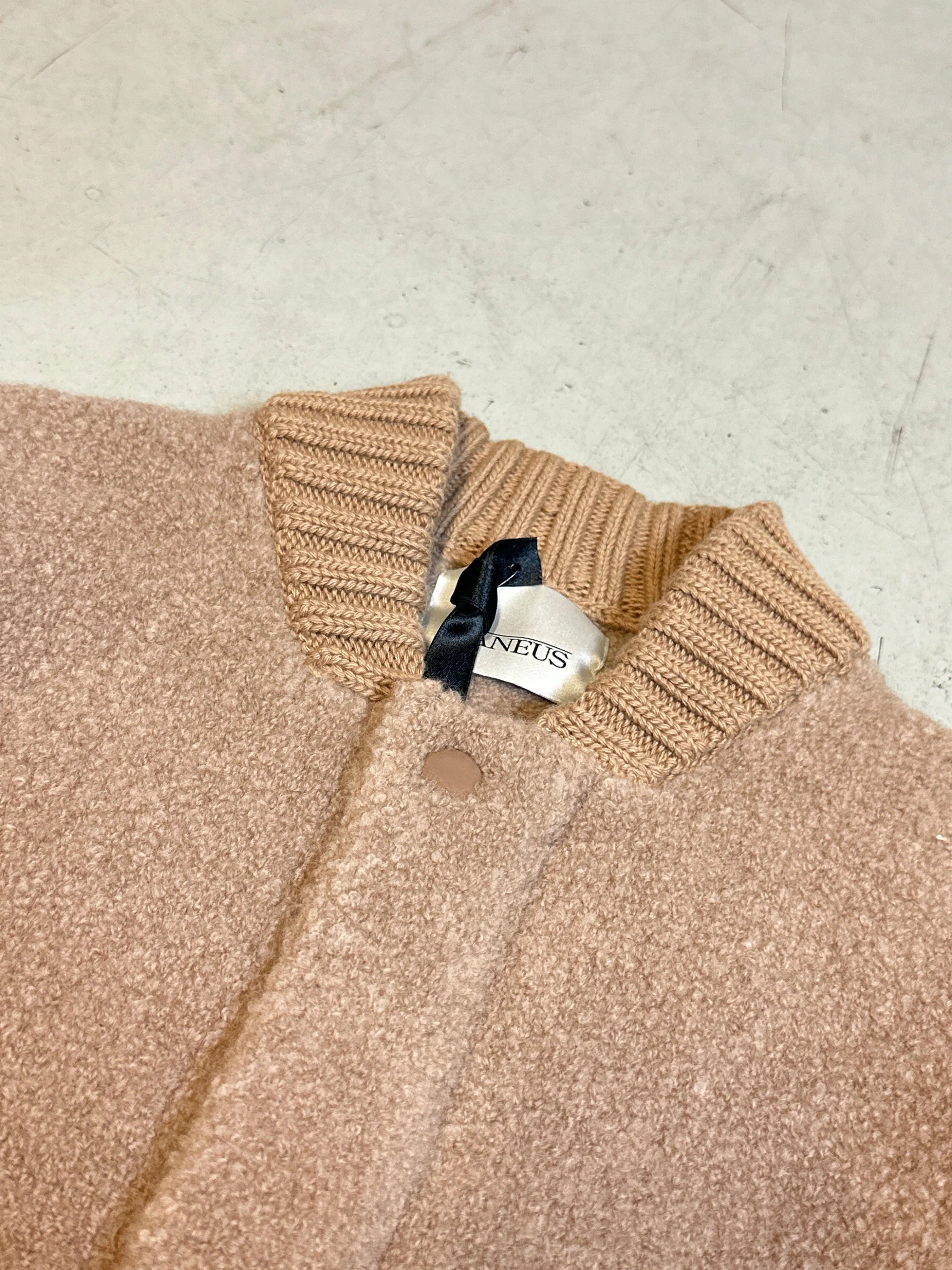 Basic Bomber Bouclé