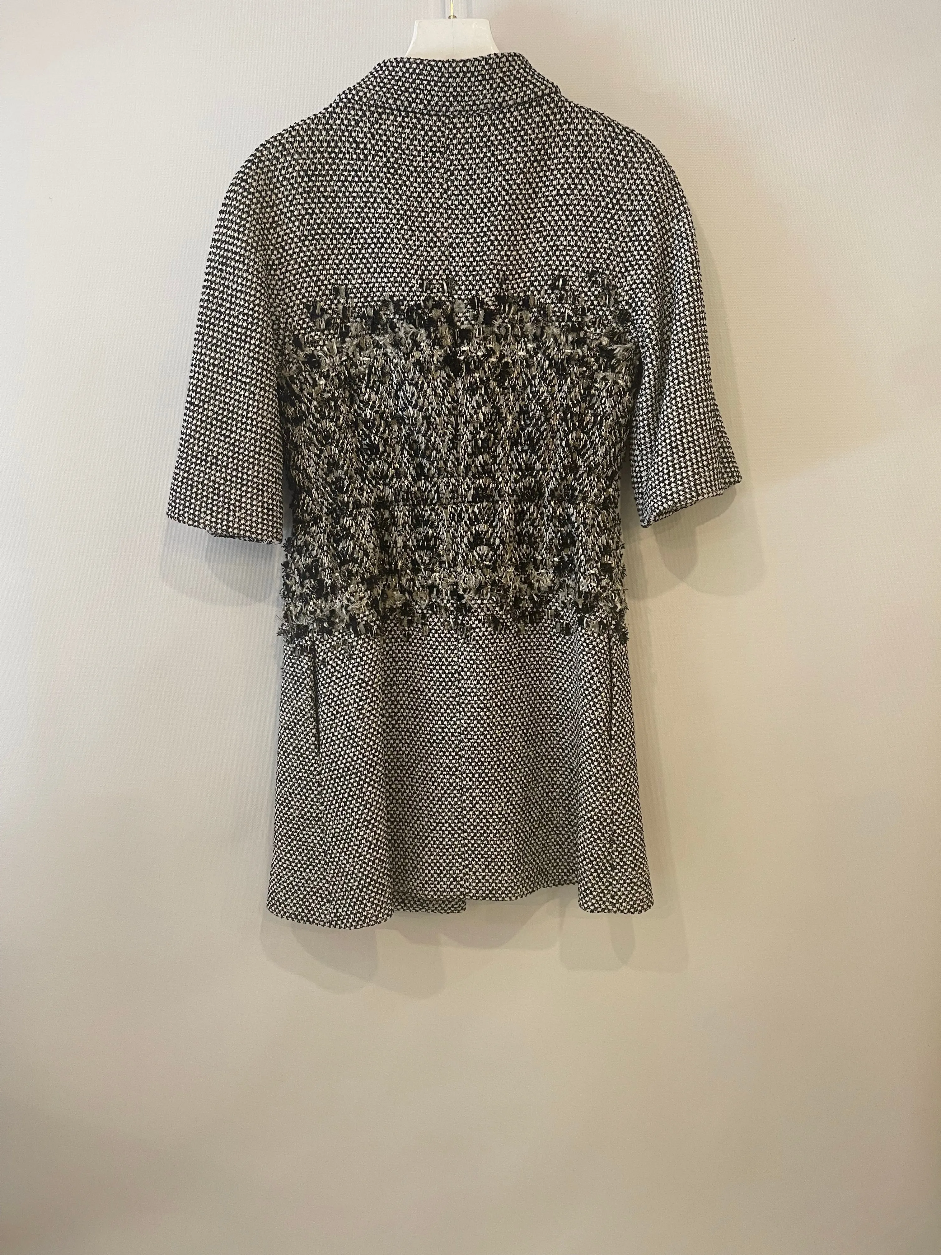 Chanel Black & White Mid-sleeve Jacket With Embellished Buttons Size Fr 36 (uk 8)