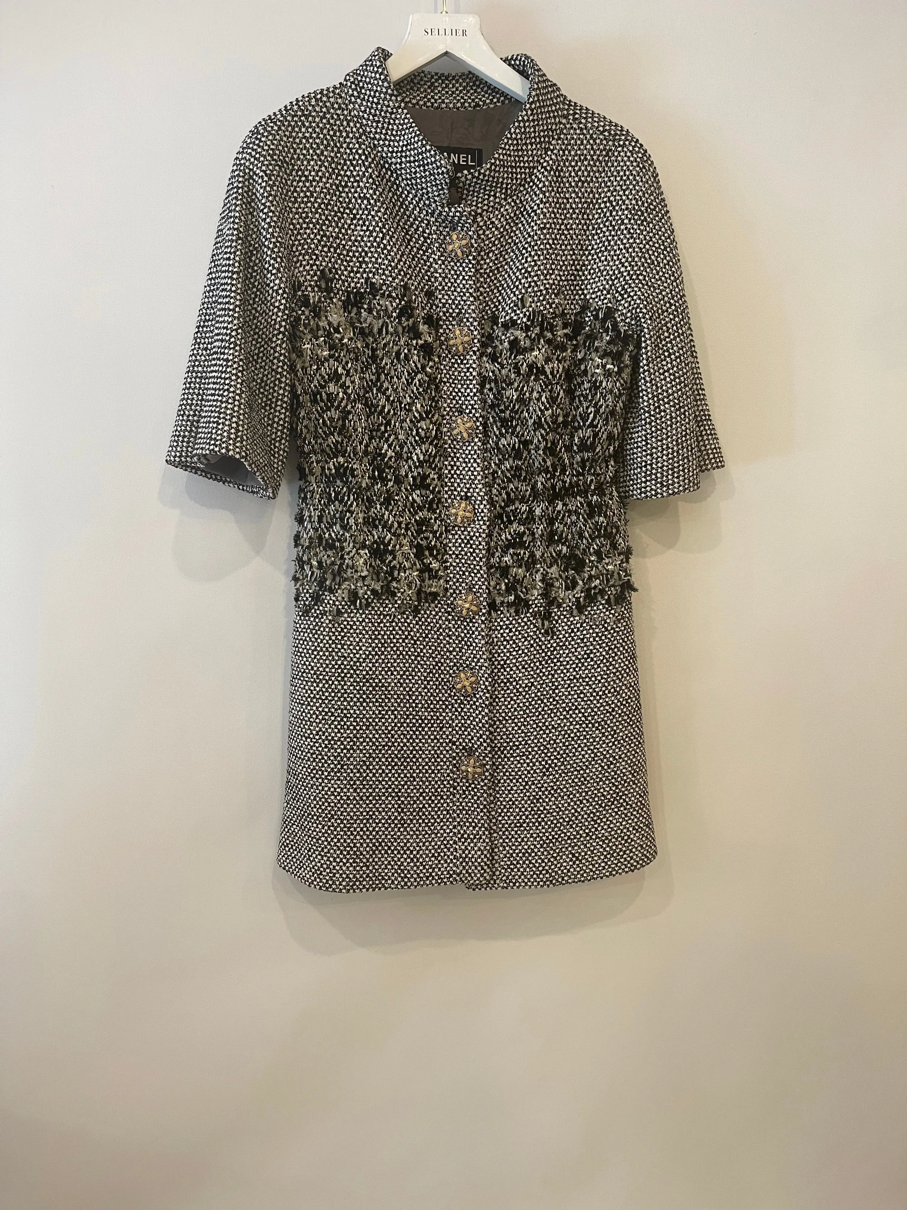 Chanel Black & White Mid-sleeve Jacket With Embellished Buttons Size Fr 36 (uk 8)
