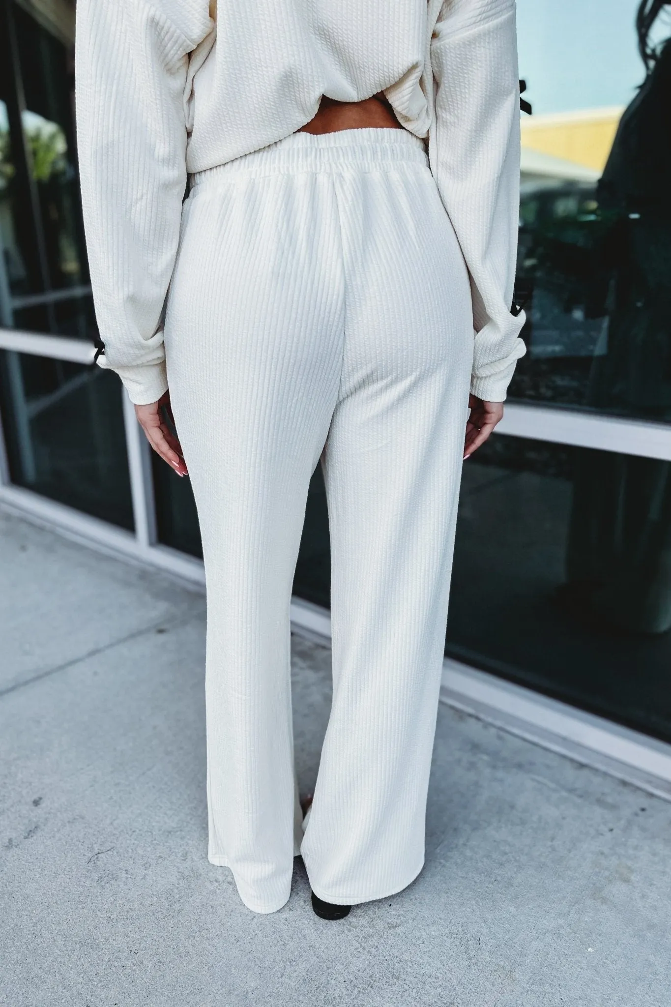 Chic Bow Pants