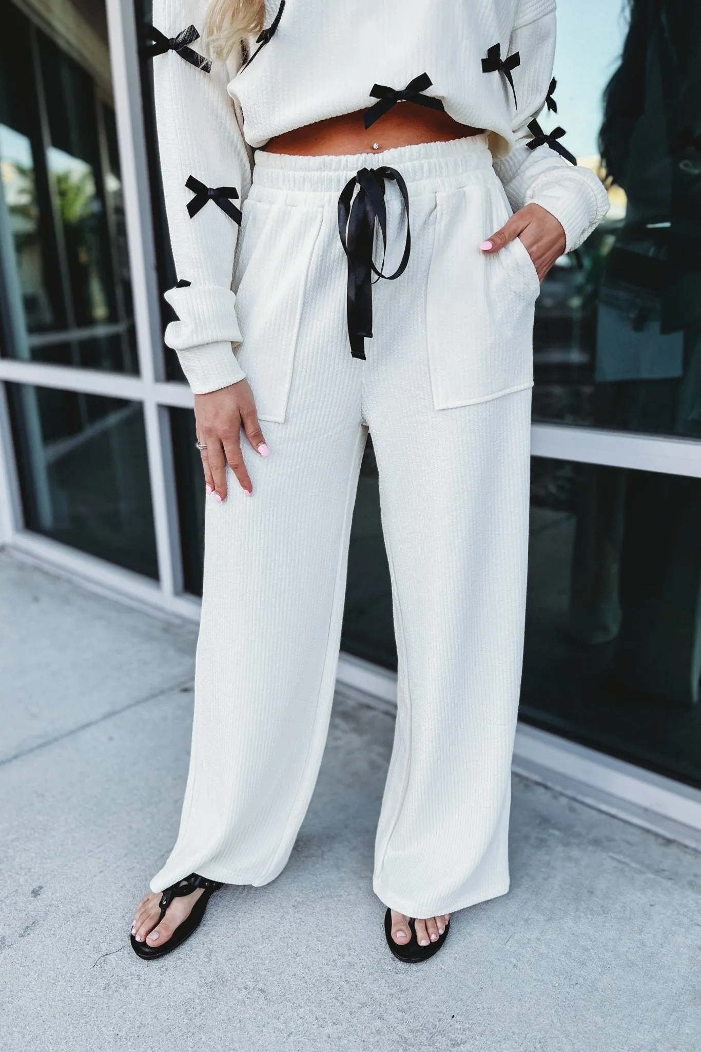 Chic Bow Pants