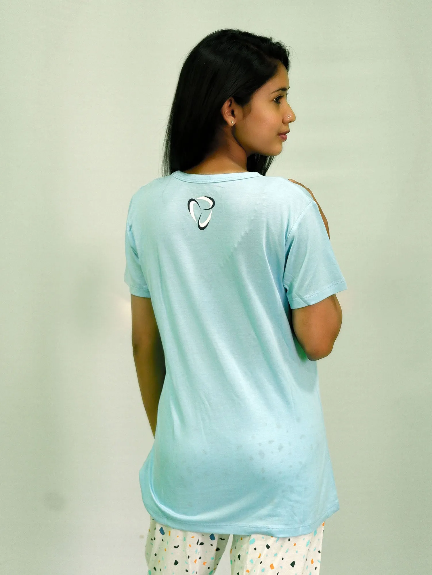 Chillax Bliss Women's Pajamas Set in TENCEL™