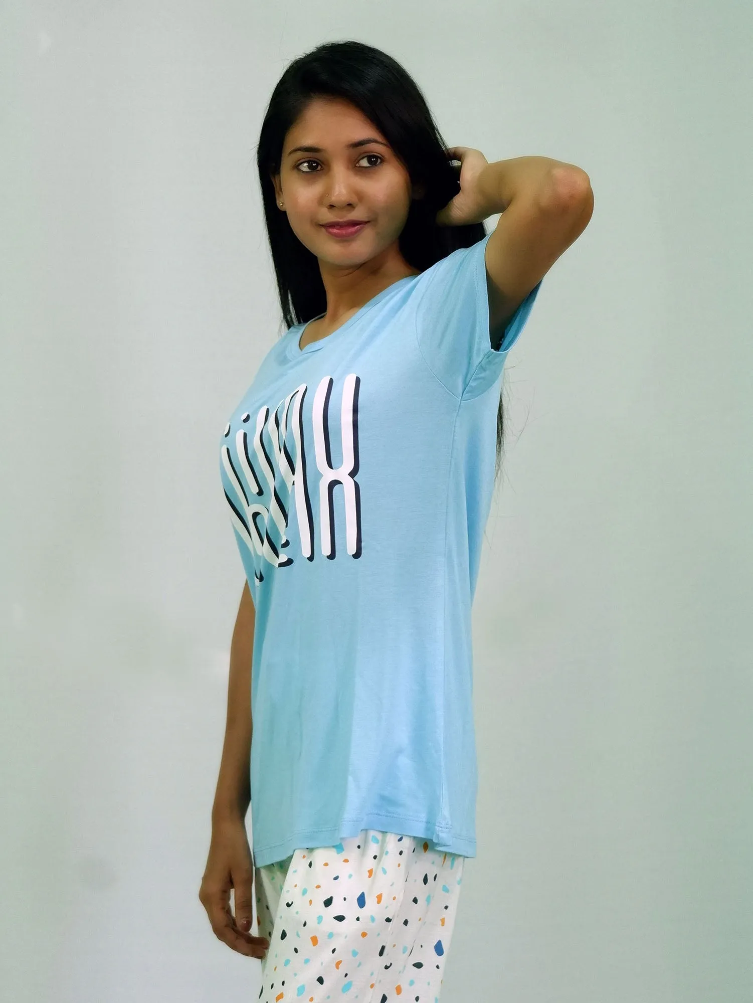 Chillax Bliss Women's Pajamas Set in TENCEL™