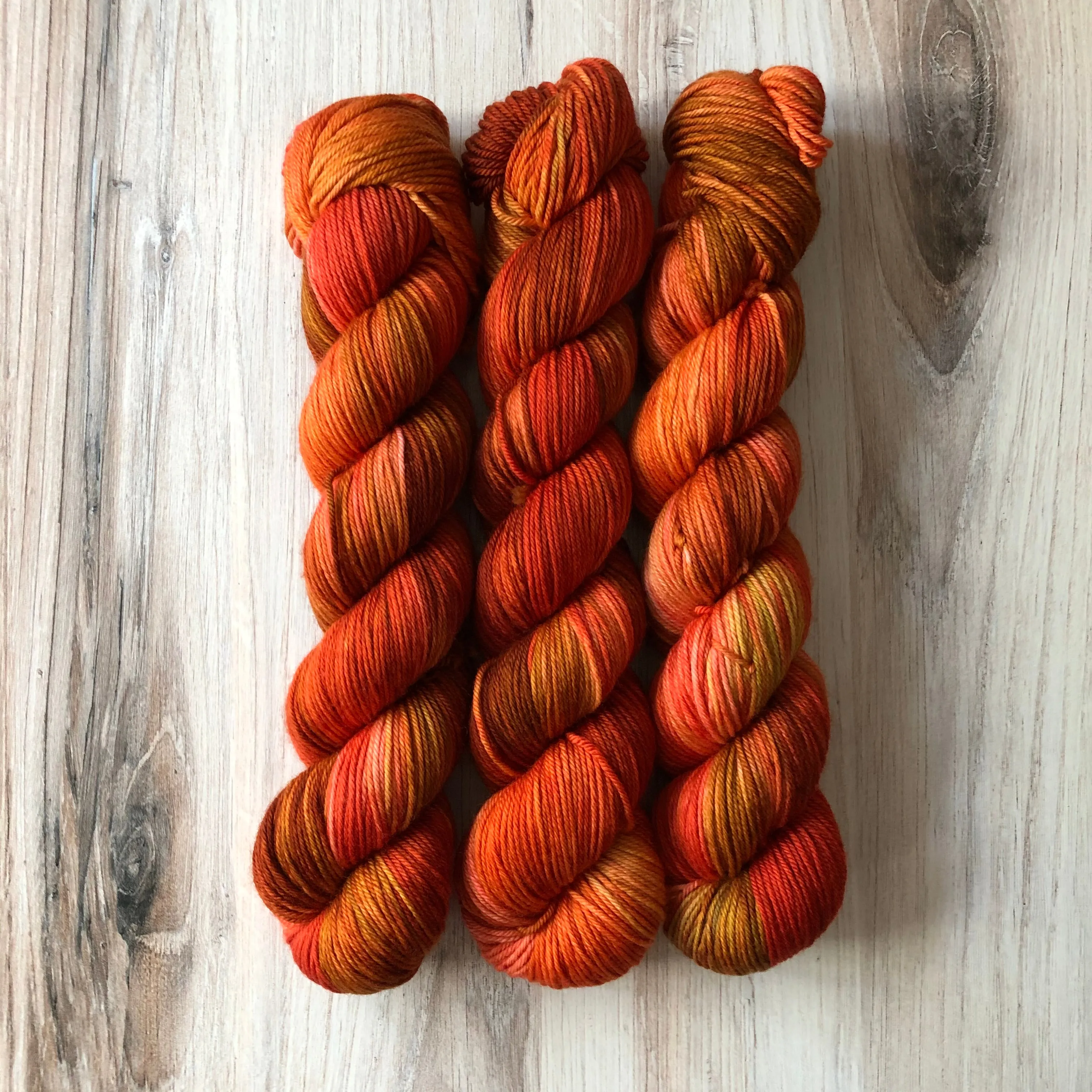 Countess Ablaze - Knitting Project In a Tin - Grande Merino DK