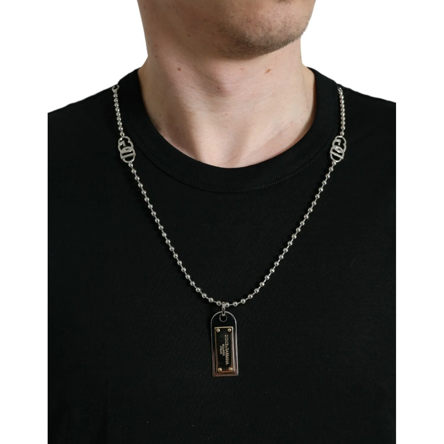 Dolce & Gabbana Sleek Cotton Round Neck T-Shirt with Chain Detail