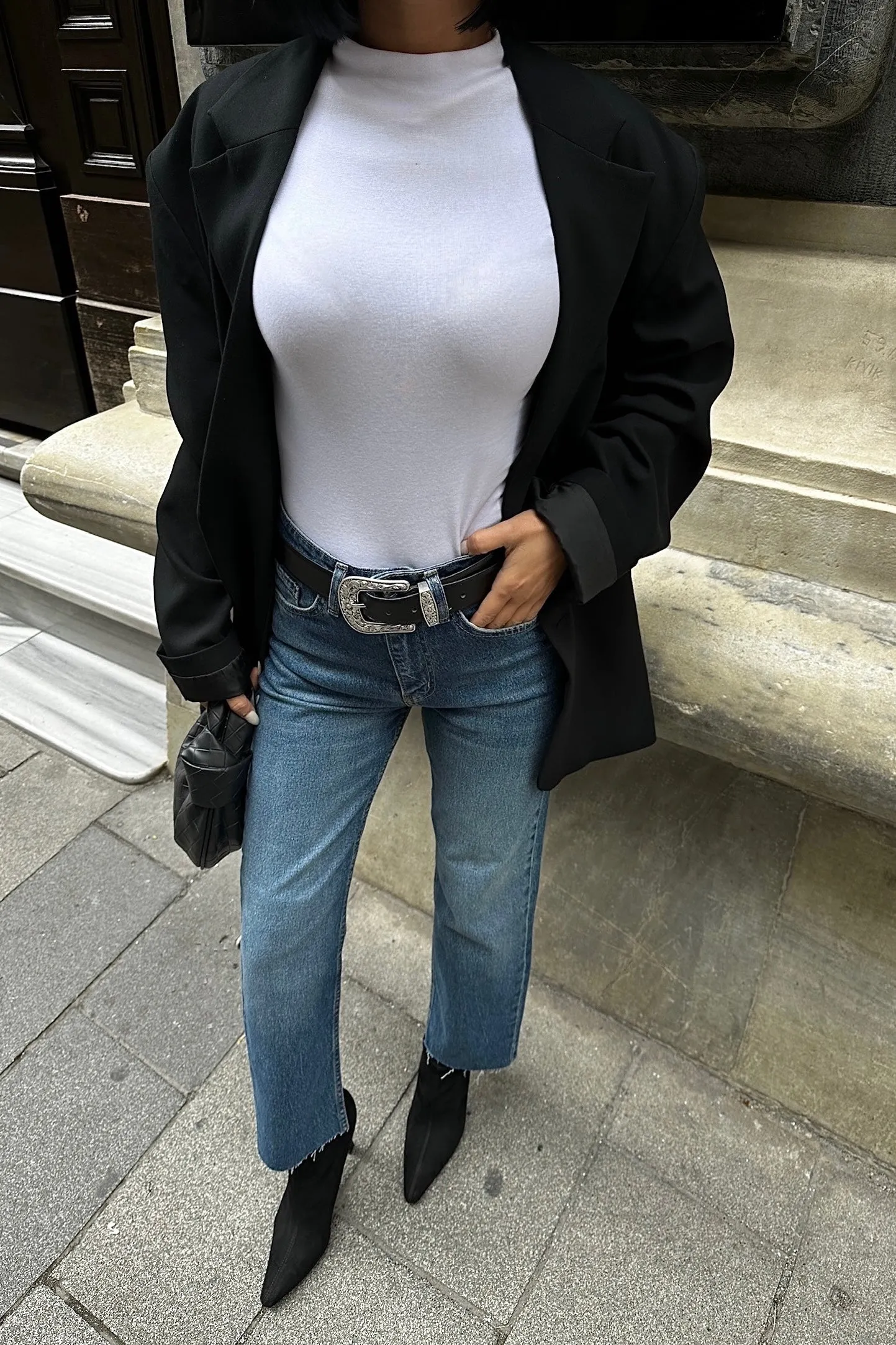 High-Rise Ankle Jeans- Blue