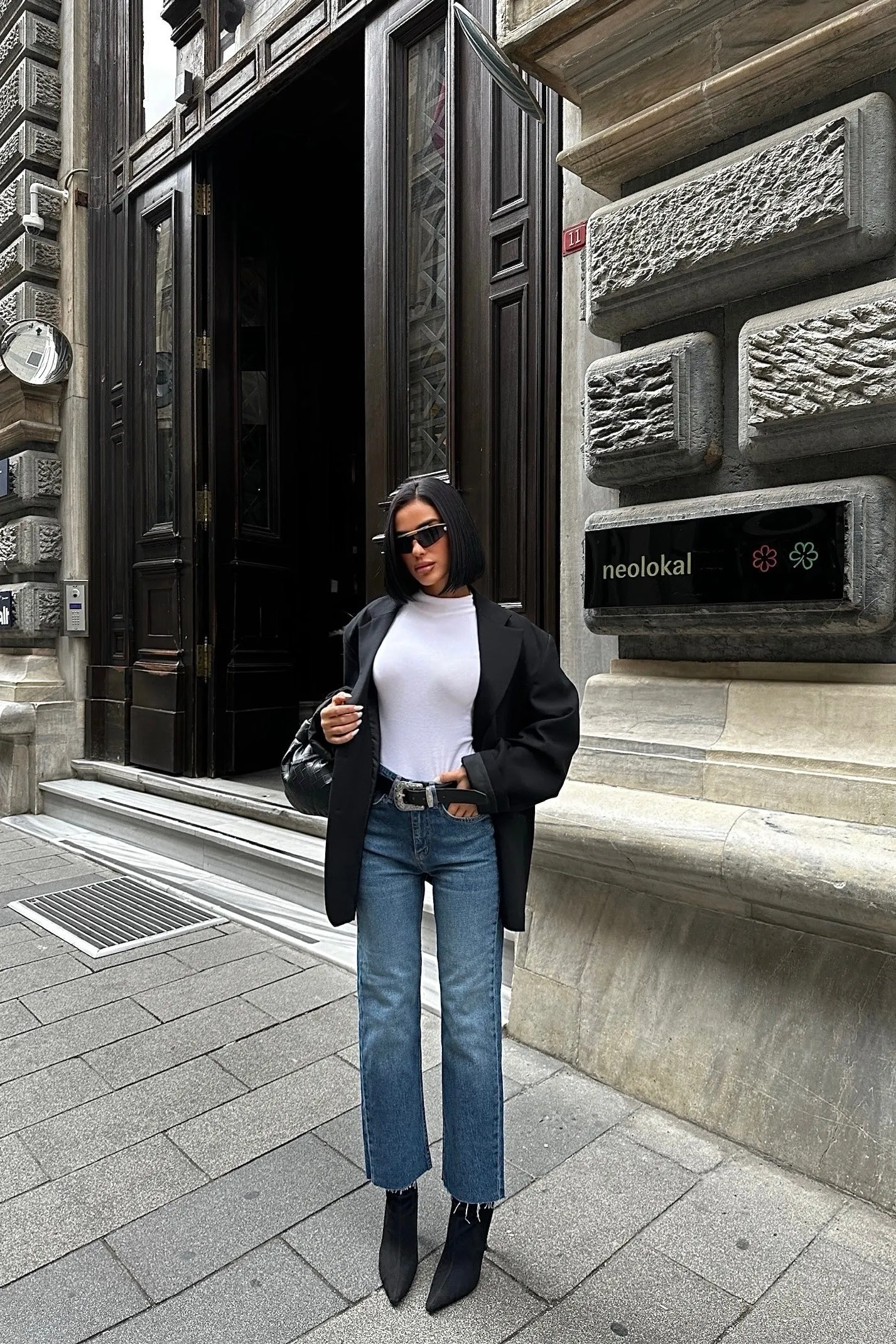 High-Rise Ankle Jeans- Blue