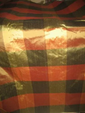 Iridescent Silk taffeta 54