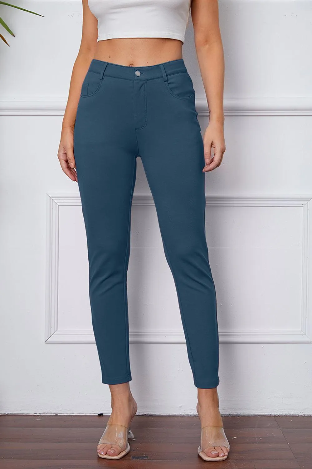 Leisure Chic Stretch High Waisted Skinny Pants