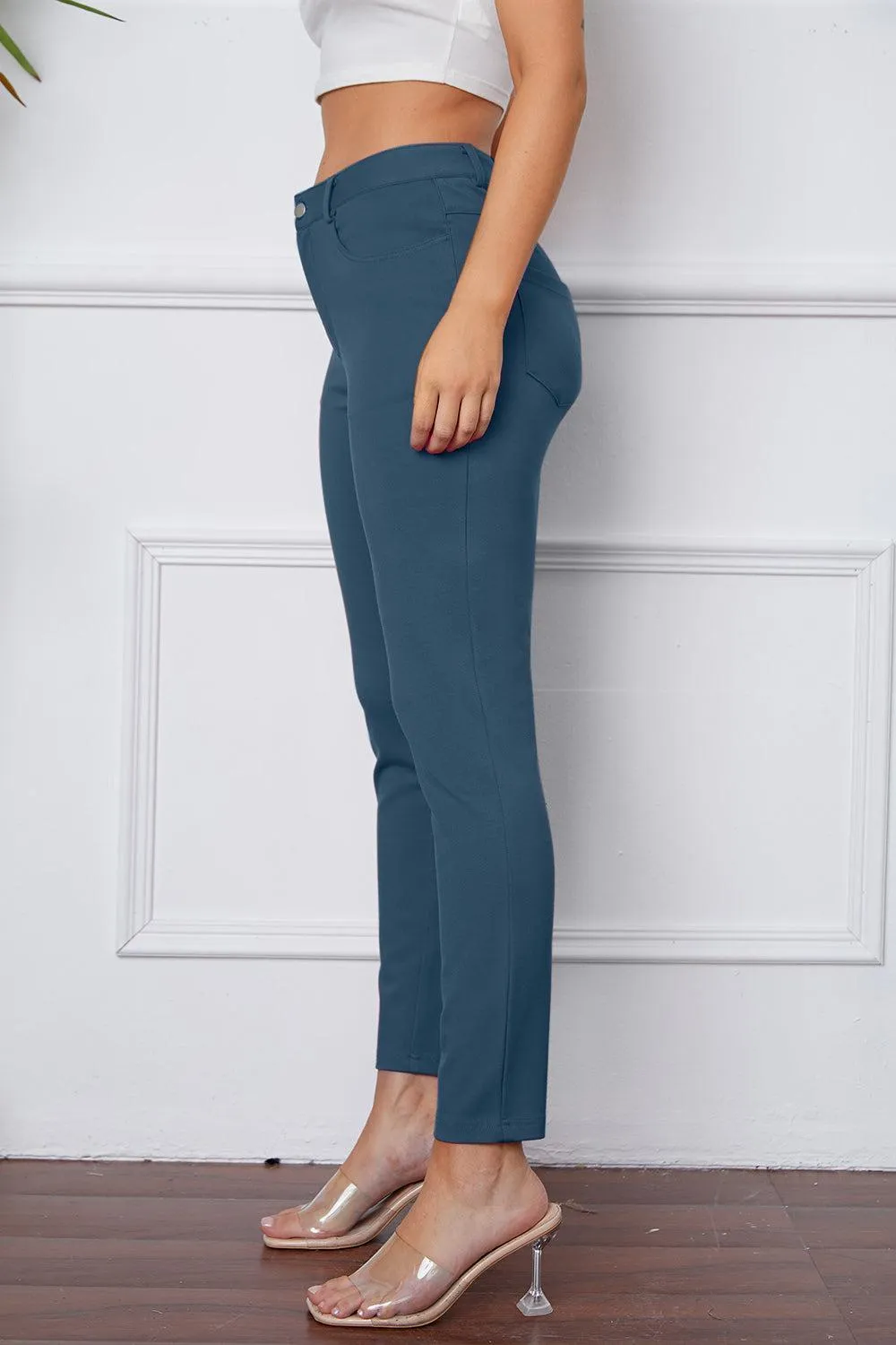 Leisure Chic Stretch High Waisted Skinny Pants