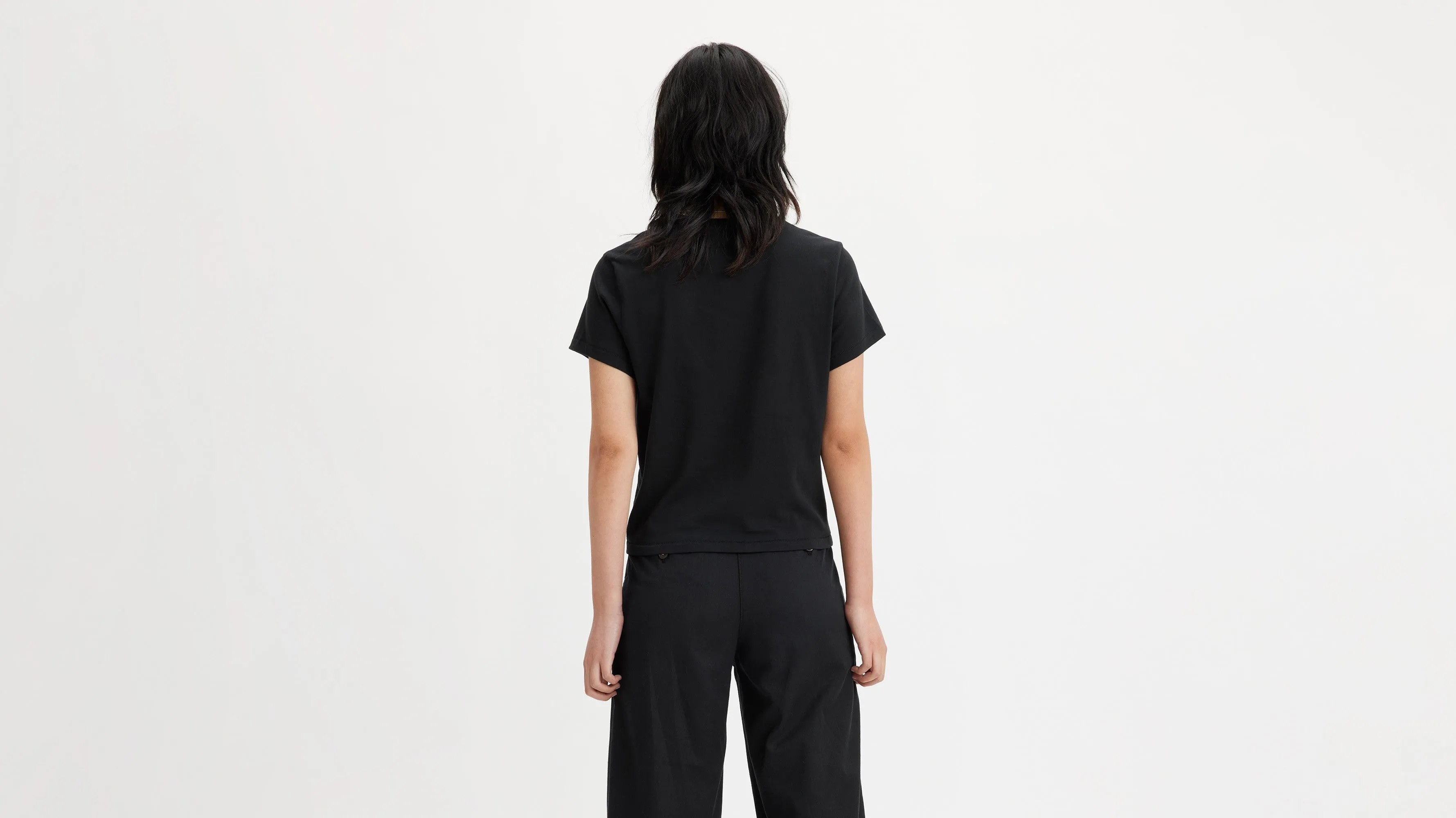 Levi's® Women's Classic Fit T-Shirt