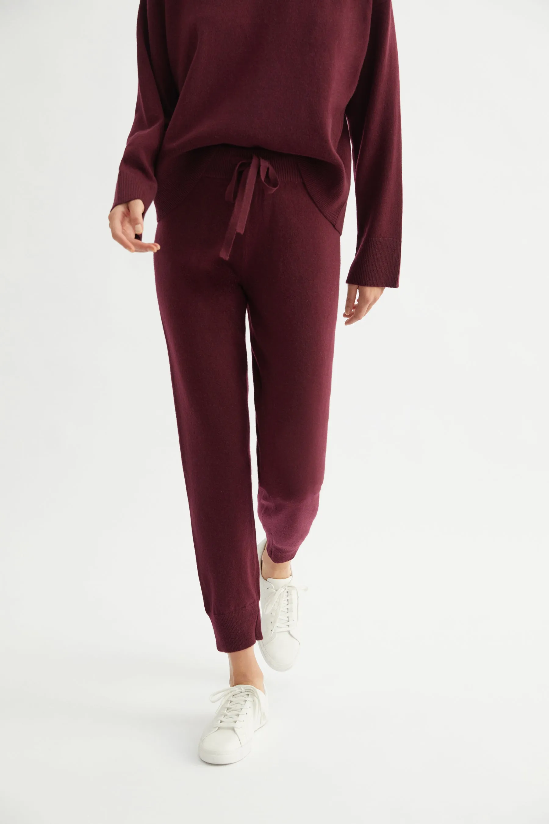 Merlot Cashmere Joggers