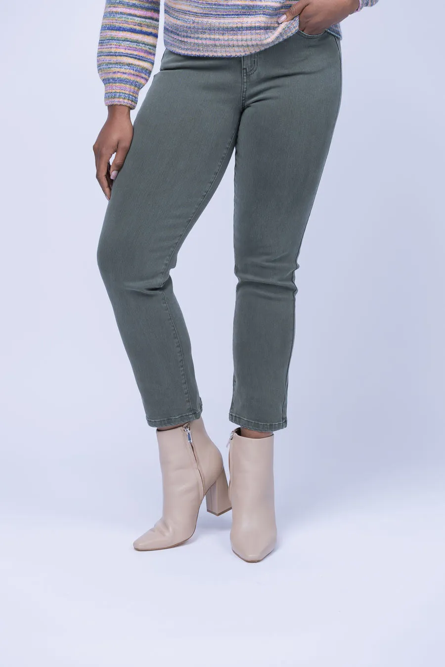 Nic Zoe 28" Colored Mid-Rise Jean in Briar