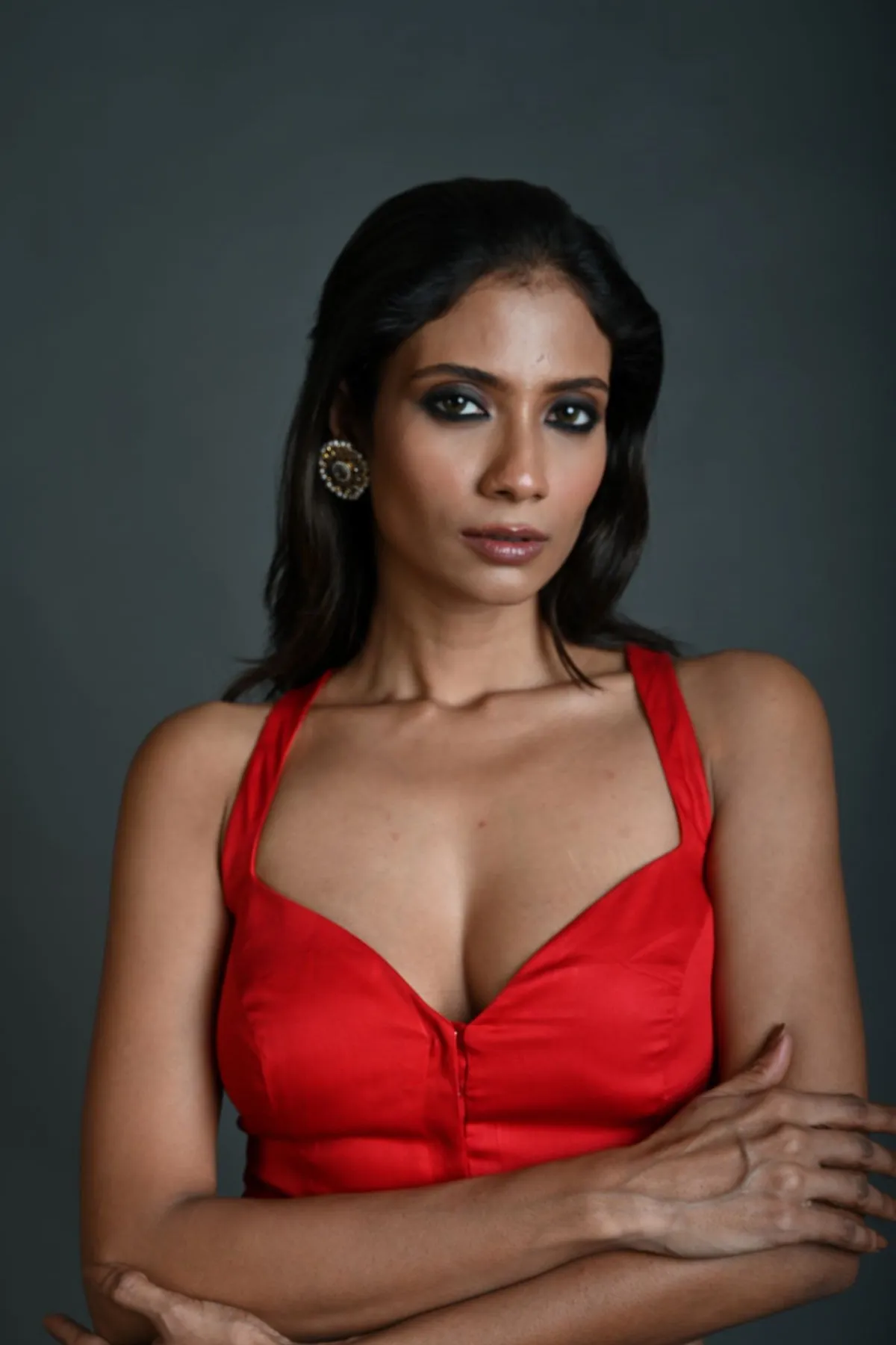 Red Cotton  Sleeveless Blouse with Plunging Sweetheart Neckline