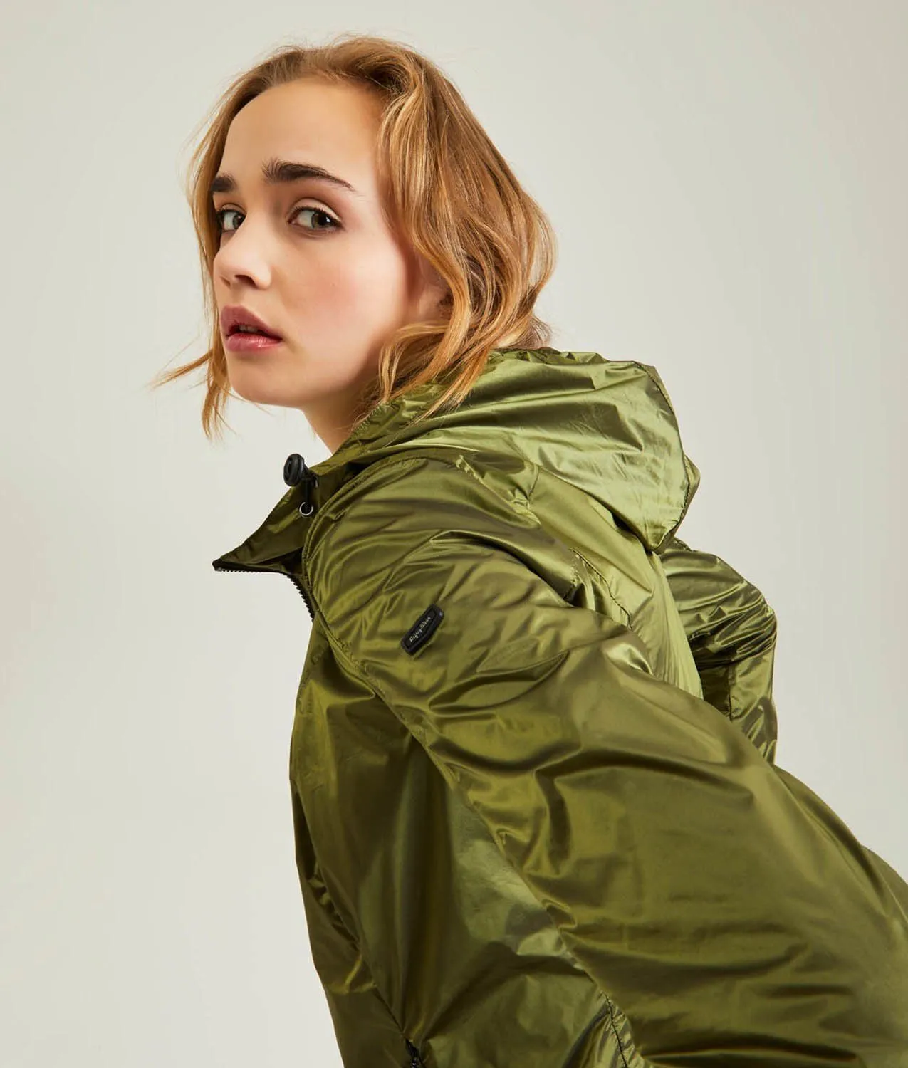 Refrigiwear Ultra-Light Metallic Sheen Women's Jacket