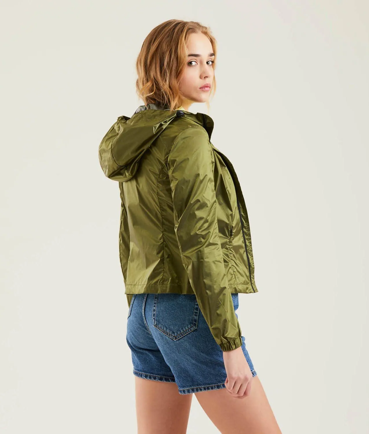 Refrigiwear Ultra-Light Metallic Sheen Women's Jacket