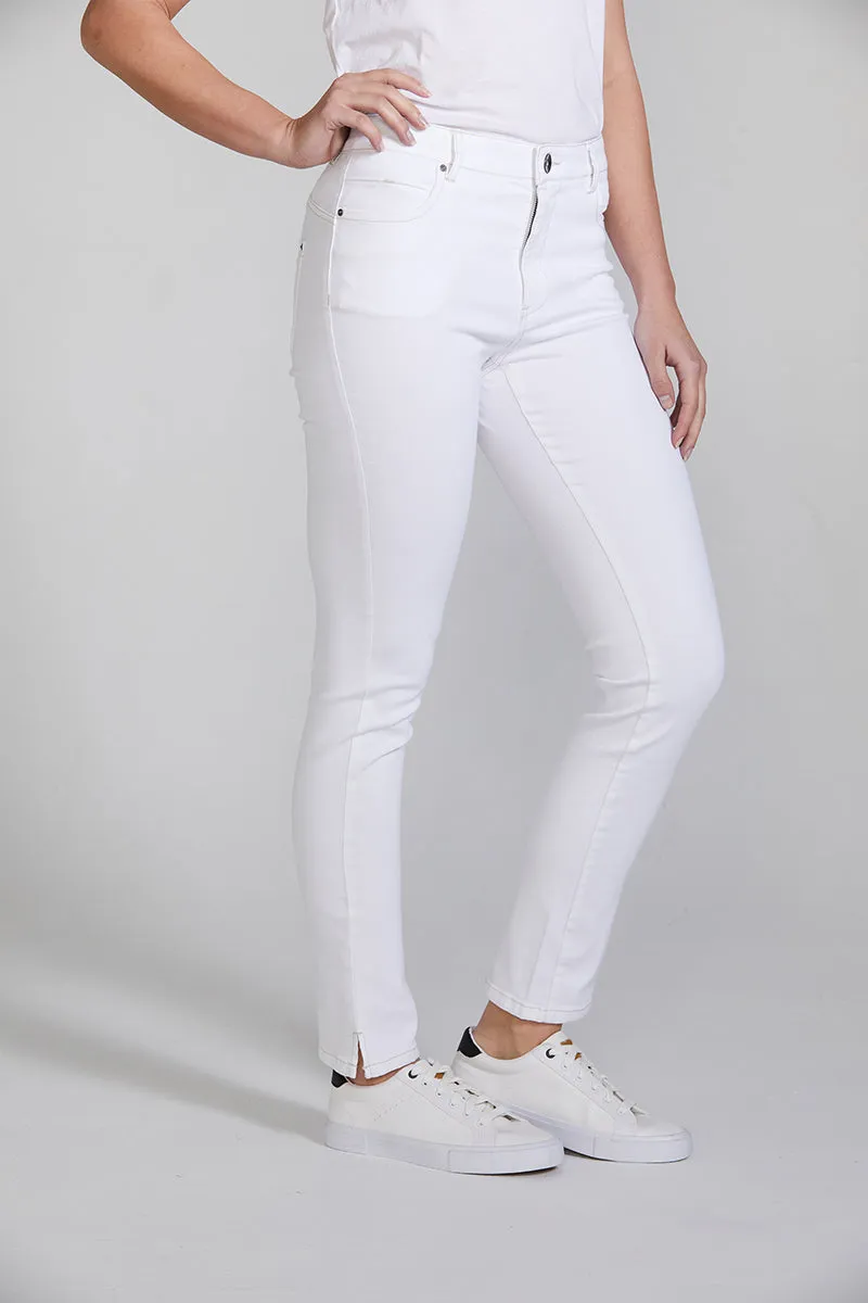Rome Jean NLA2684 in White by Lania The Label