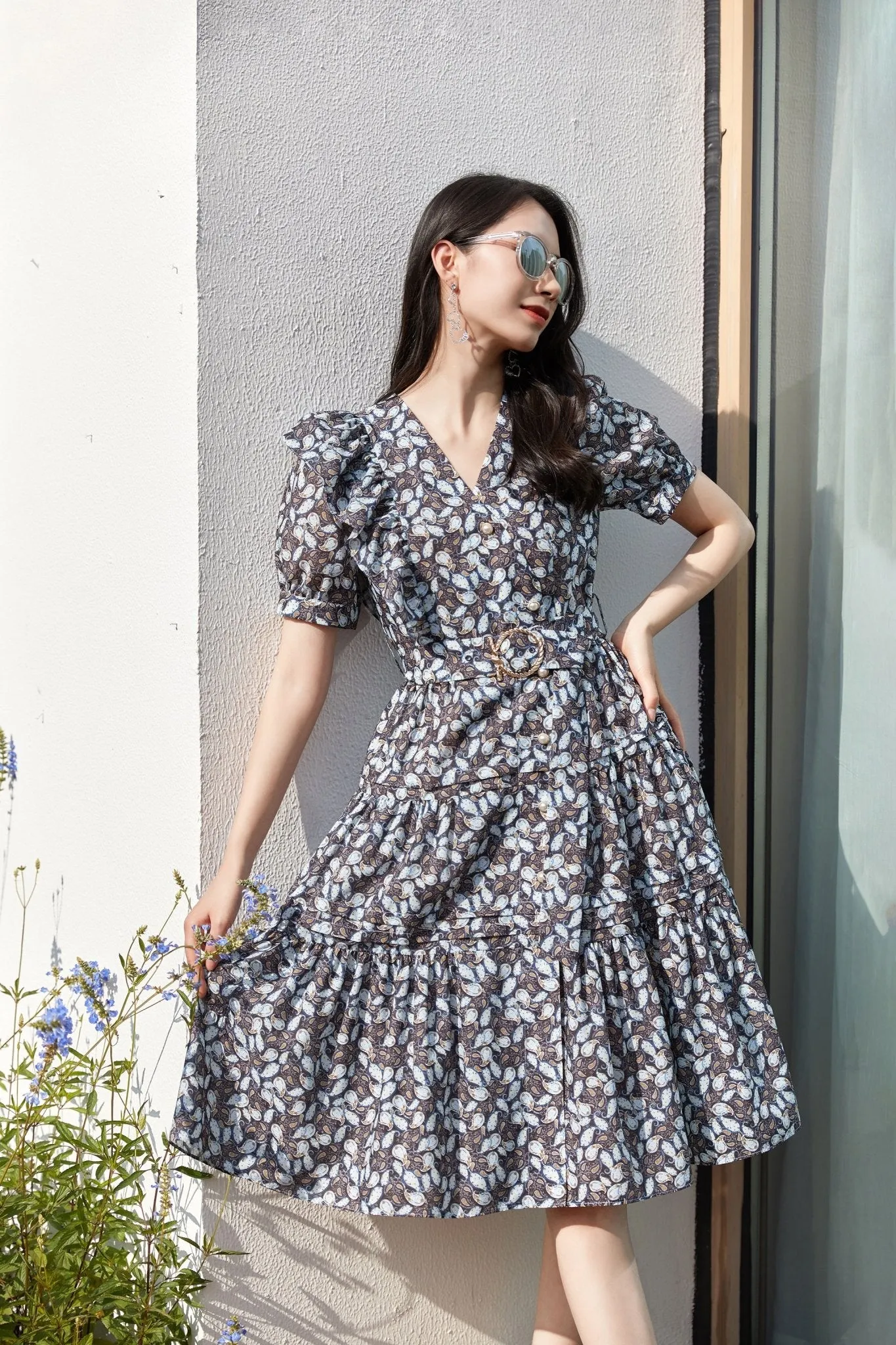 Short Puff Sleeve V Neck Ditsy Floral Dresses