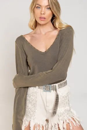 Studded Ribbed V-Neck Top - POL