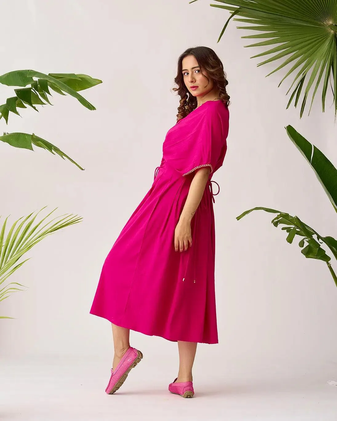 Versatile Chain-Link Midi Dress